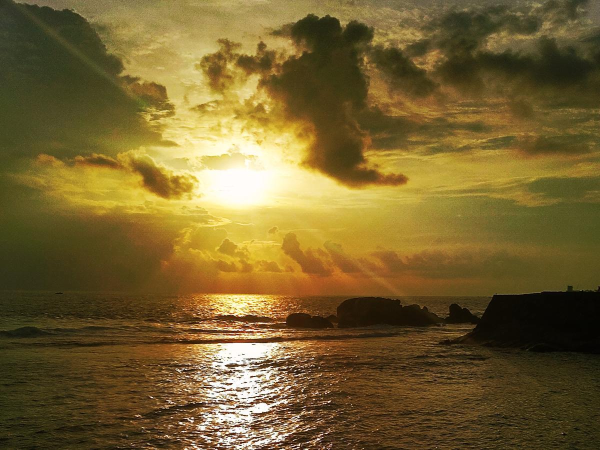 Mina Villa Hikkaduwa Bagian luar foto